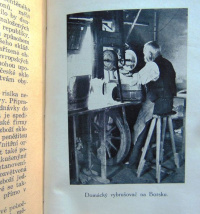 Domácká práce v&nbsp;Československém sklářství - kniha